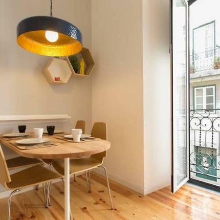 Alfama Charm Apartment Lisbon Luaran gambar